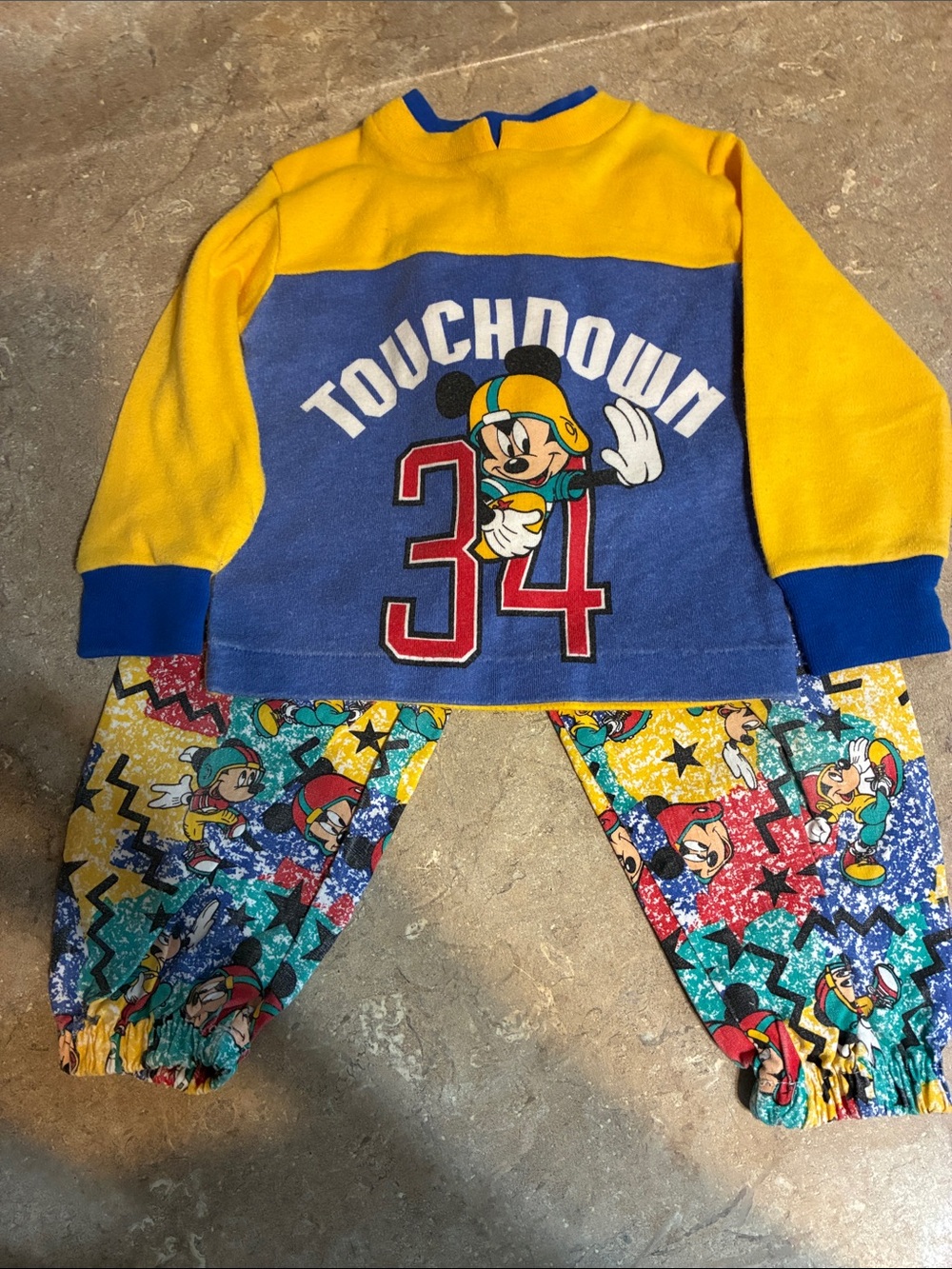 Vintage The Walt Disney Company Size 18 Months Mickey Mouse Touchdown Set